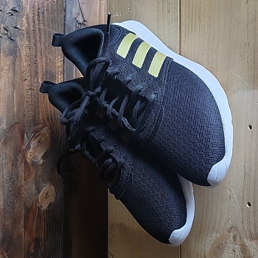 ADIDAS Black and Gold Mens Sneakers Size 8.5